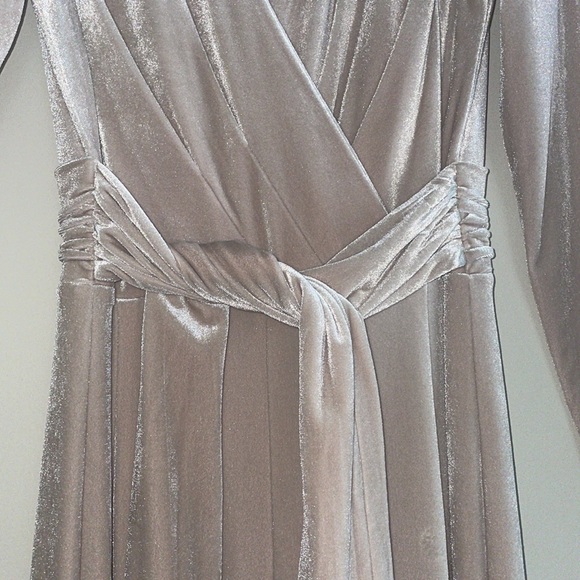 Antonio Melani Miranda Velvet Jumpsuit size 2 NWT V-Neck Tie Waist Wide Leg - Picture 6 of 11